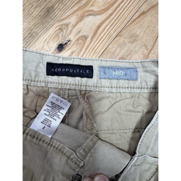 Aeropostale Flat Front Chino Midi Shorts Khaki Brown 3" Inseam Mid Rise Size 2 - Picture 5 of 5